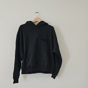 Essentials Black Sweatshirt Classic Crew Neck